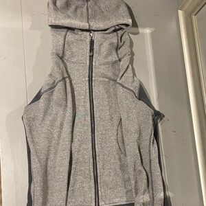 Lululemon scuba - grey zip up size 4.